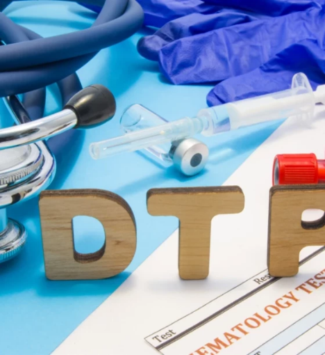 صورة خدمة تطعيم الثلاثي البكتيري (DTP) المنزلية - حماية شاملة لأطفالكم
